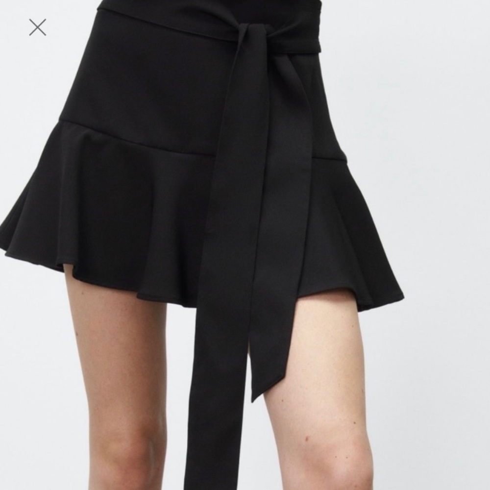 Zara NWT High Waisted Ruffle Tie Waist Mini Skirt Skort